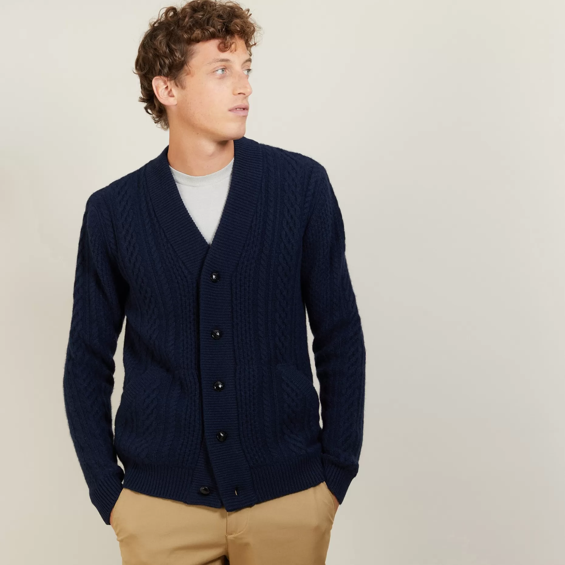 Maison Montagut Cardigan Boutonne En Cachemire 4 Fils - Londres>Homme Vestes Et Gilets