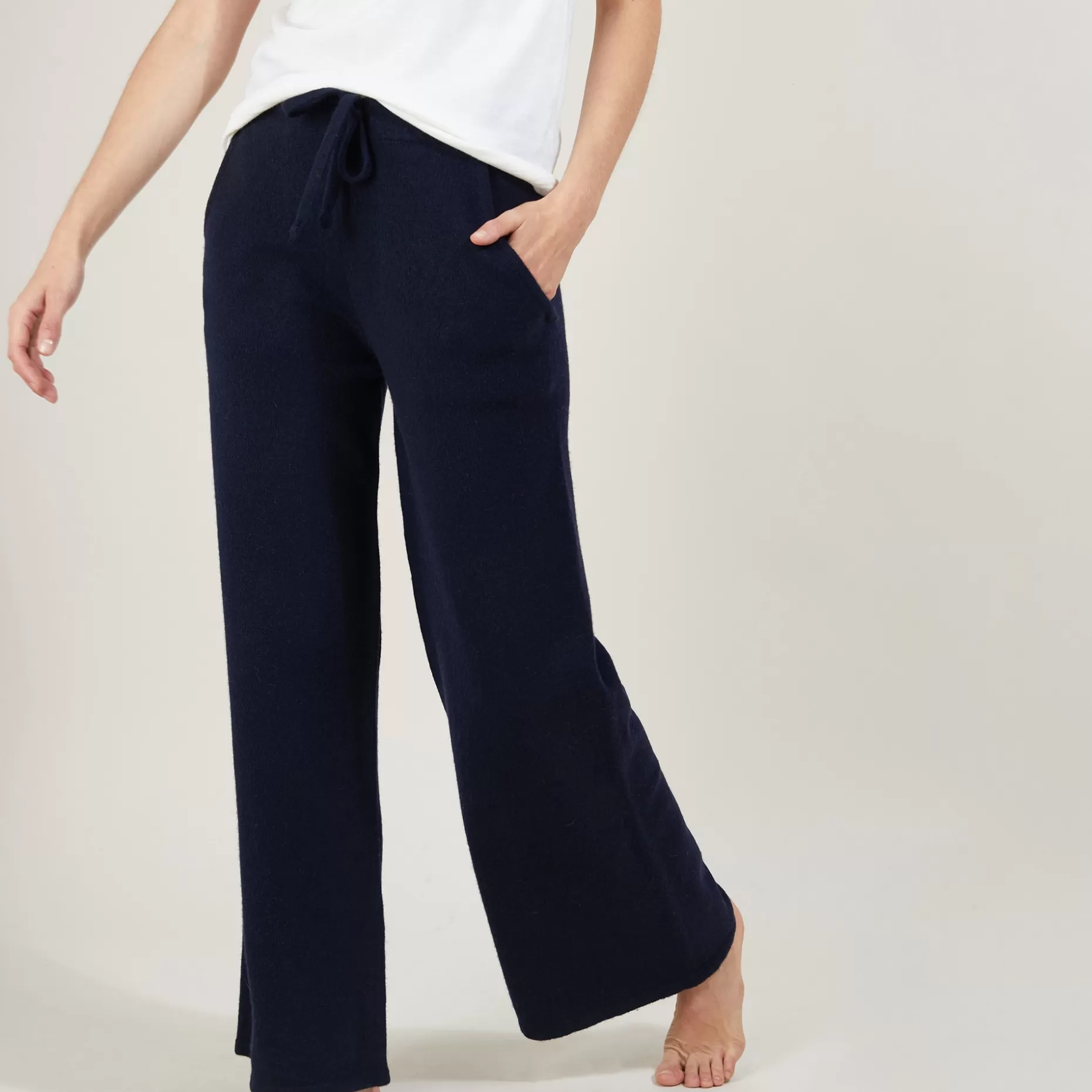 Maison Montagut Pantalon Droit En Cachemire Et Laine Melange - Gessy>Femme Pantalons