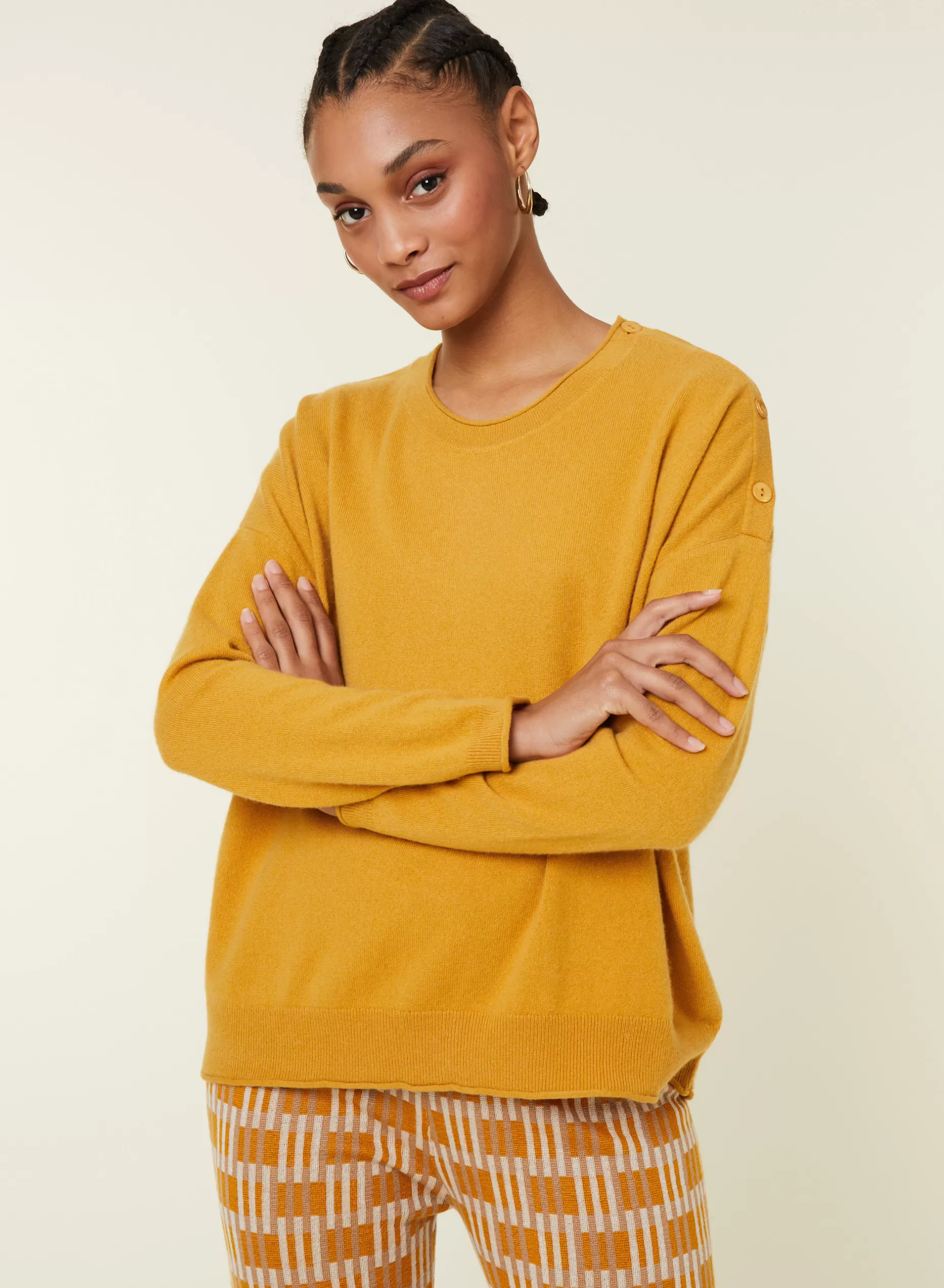 Maison Montagut Pull Ample Boutonne A Col Rond En Cachemire - Acene>Femme Pulls