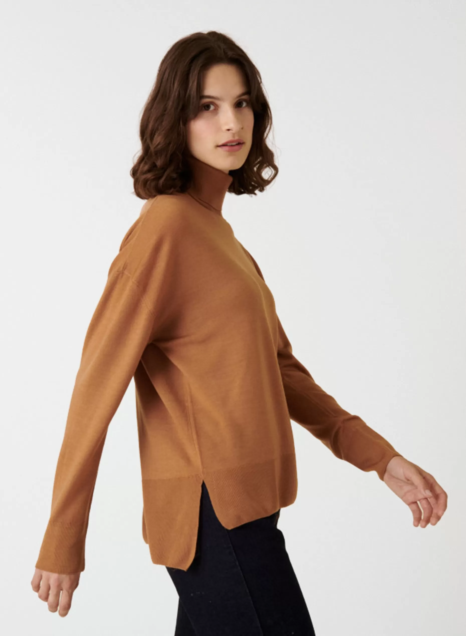 Maison Montagut Pull Col Roule A Fentes En Laine Merinos - Amy>Femme Pulls