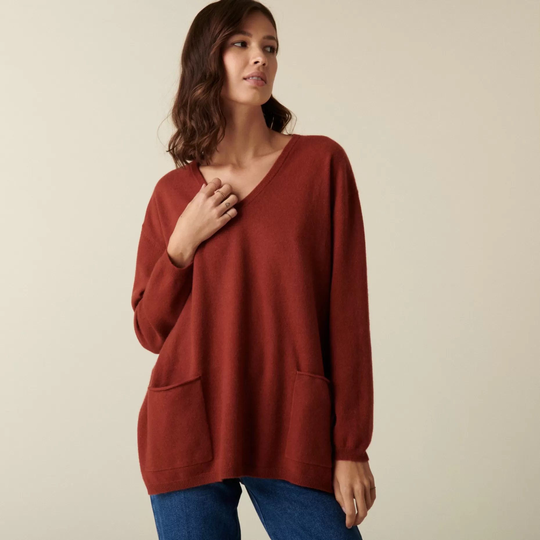 Maison Montagut Pull Col V En Cachemire A Fentes Cotes - Accacia>Femme Pulls