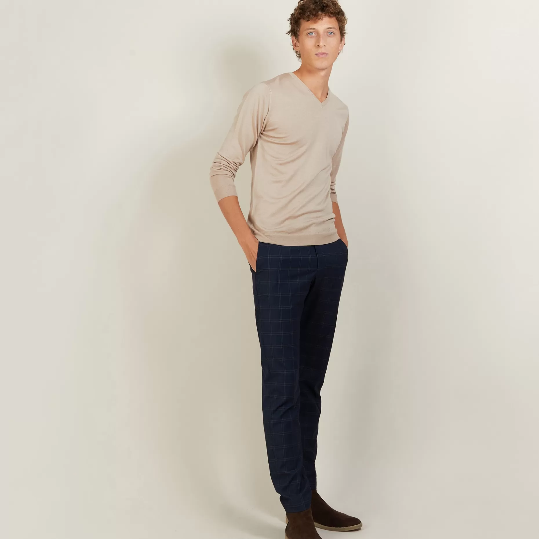 Maison Montagut Pull Col V En Laine Et Soie - Basil>Homme Pulls