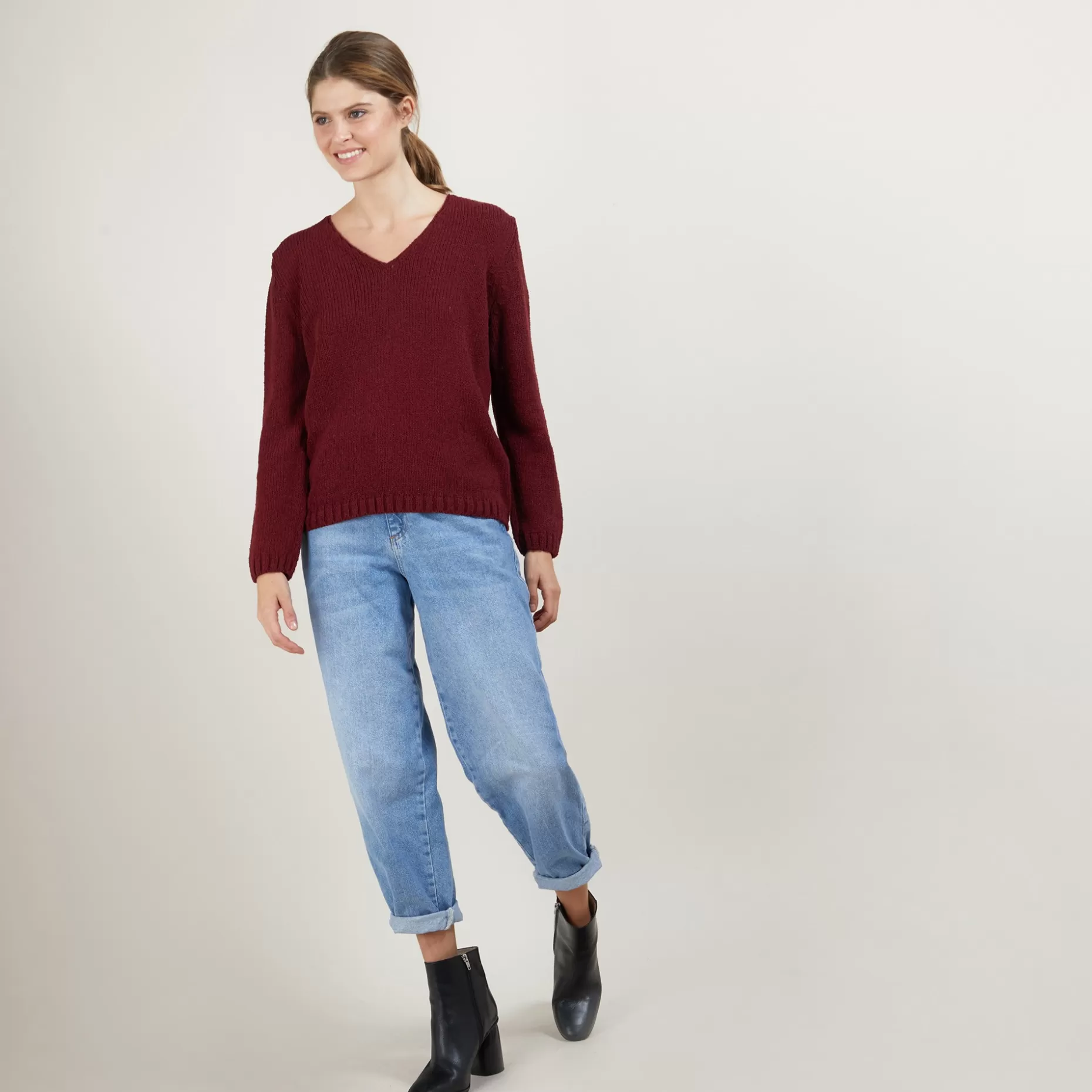 Maison Montagut Pull Col V En Laine Et Soie - Blovis>Femme Pulls