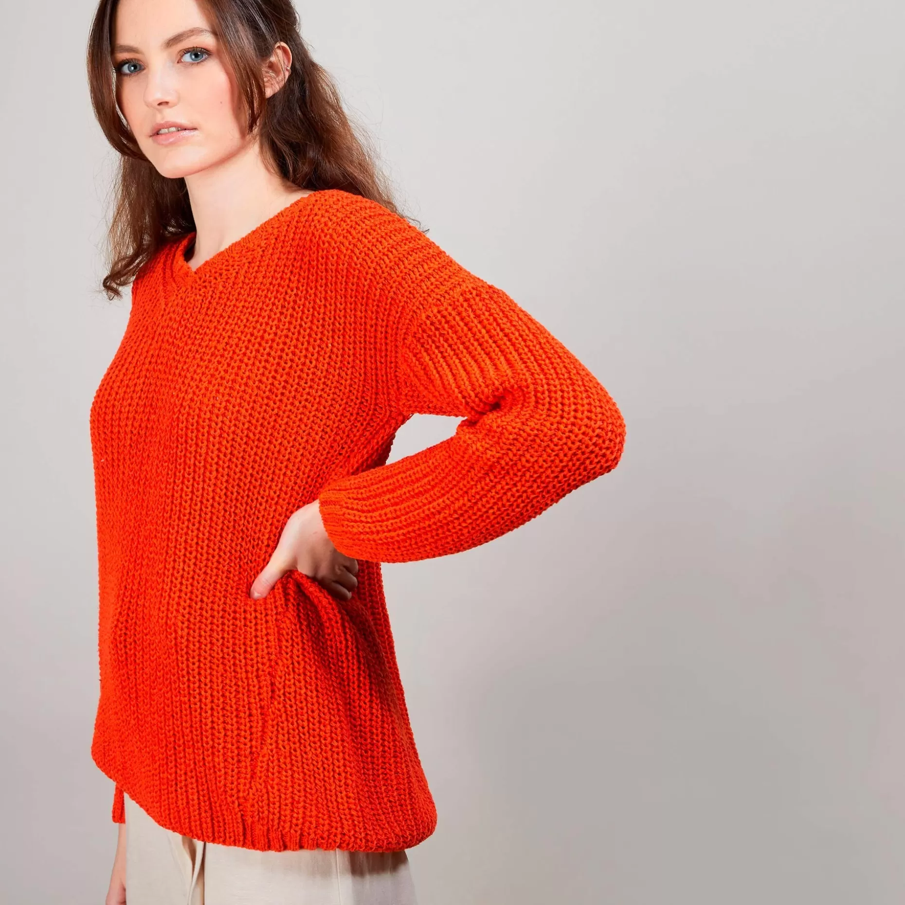 Maison Montagut Pull Col V En Maille Cotelee - Bulle>Femme Pulls