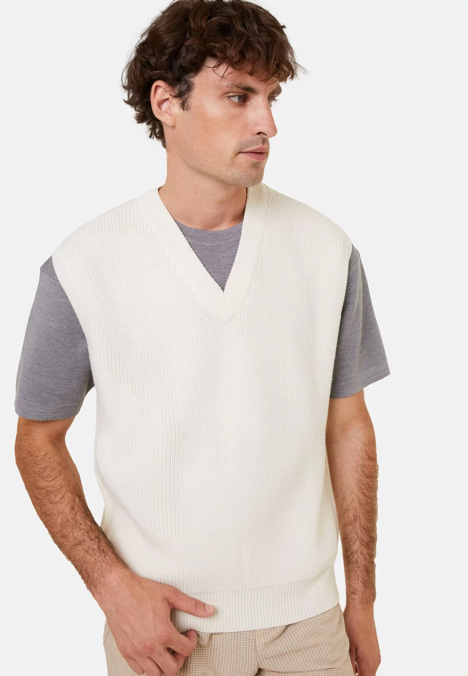 Maison Montagut Pull Col V Sans Manches En Laine Merinos - Felipe>Homme Pulls